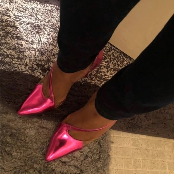 Heels - Picture 2 of 7